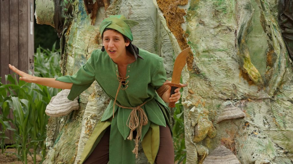 Peter Pan interprété par Anaïs Moreau - © FTLB/K.Hazard