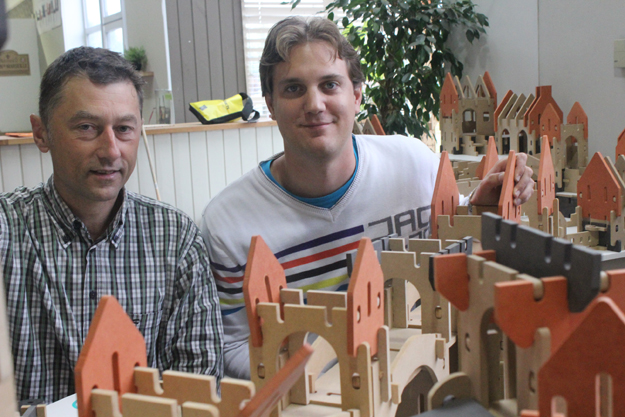 Pierre Maréchal et Benjamin Ramlot - directeur et designer d'Ardennes Toys